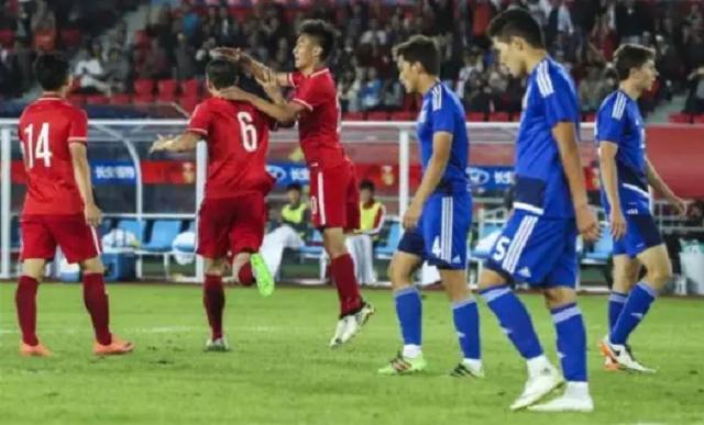 国足上届世界杯出线没,2002年国足世预赛0比1乌兹别克斯坦