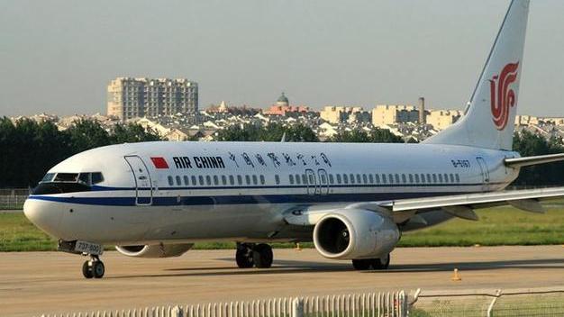 航空公司打折机票靠什么赚钱,机票这么低航空靠什么赚钱