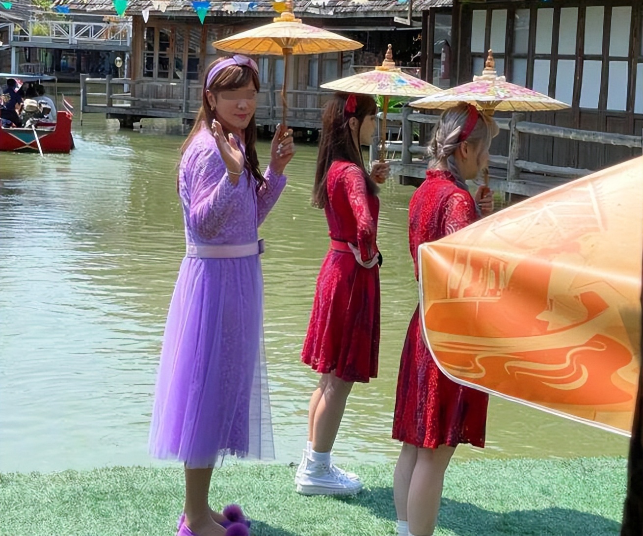 罗志祥朱碧石泰国街上跳舞,罗志祥扮朱碧石去泰国商演