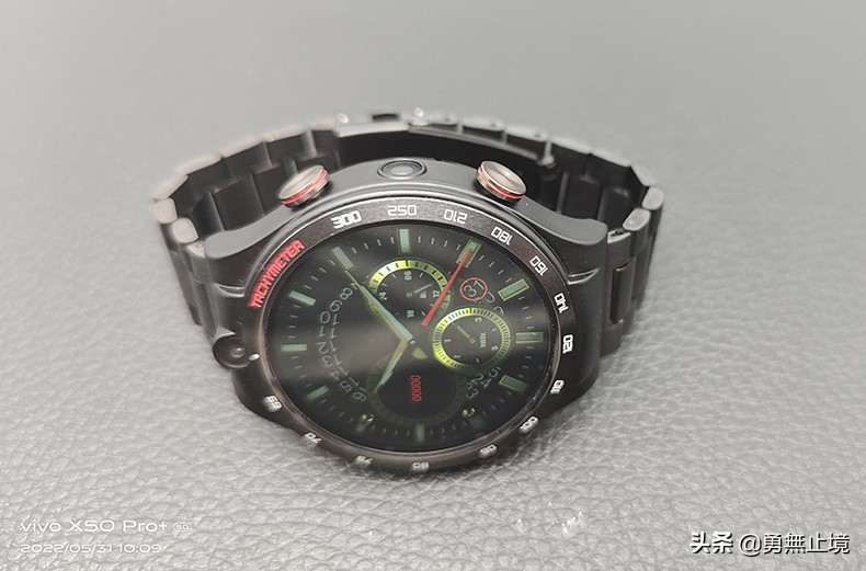 览邦z36手表,览邦z36plus智能手表和w2哪个好