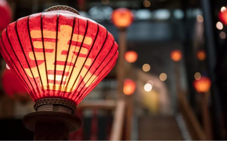 春节古诗词100首经典,10首春节诗词领略传统中国年