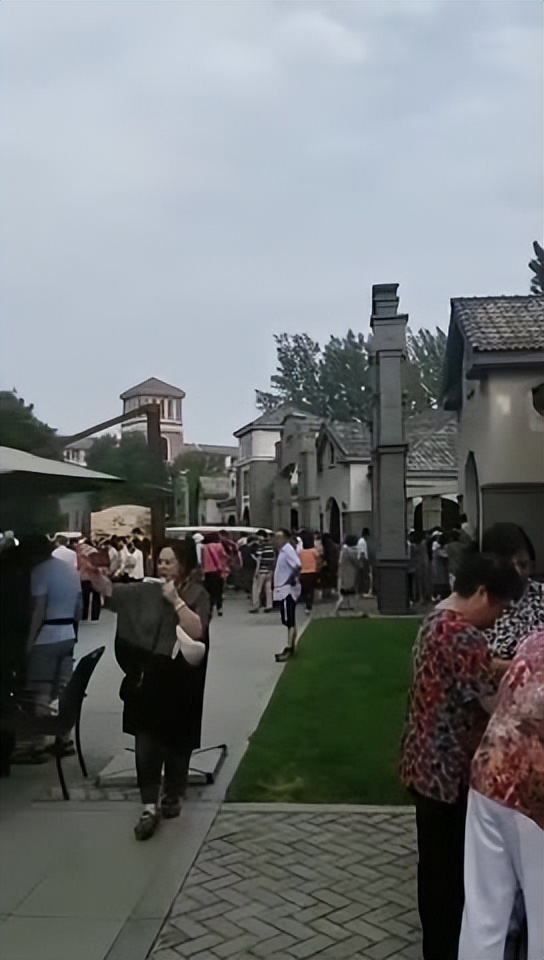 保定能在这些小区的朋友基本不缺钱