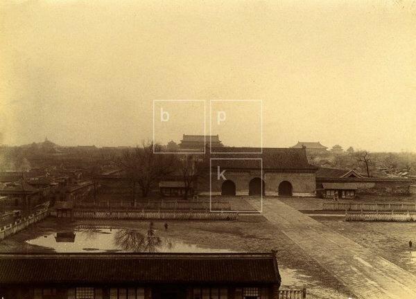 清末老照片晚清名伎貌美如花,老照片清末旗人贵妇貌美