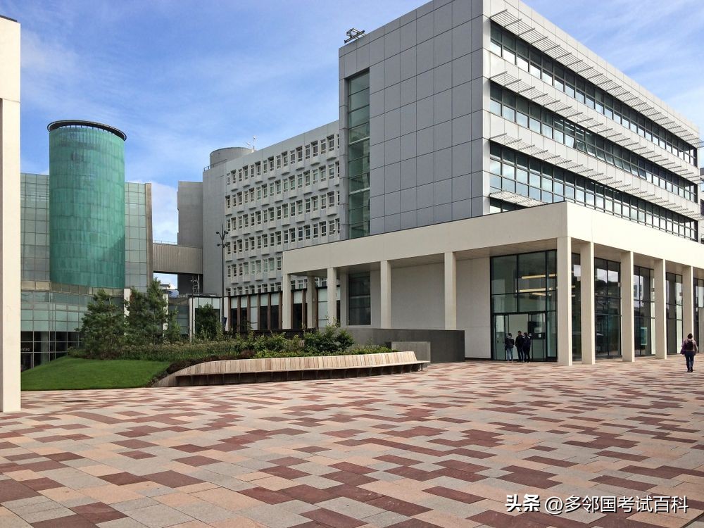 国外认可duolingo的学校,英国大学有哪些考试