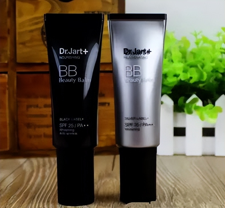 bb霜遮瑕持久推荐品牌,bb霜遮瑕美白不脱妆保湿大牌推荐