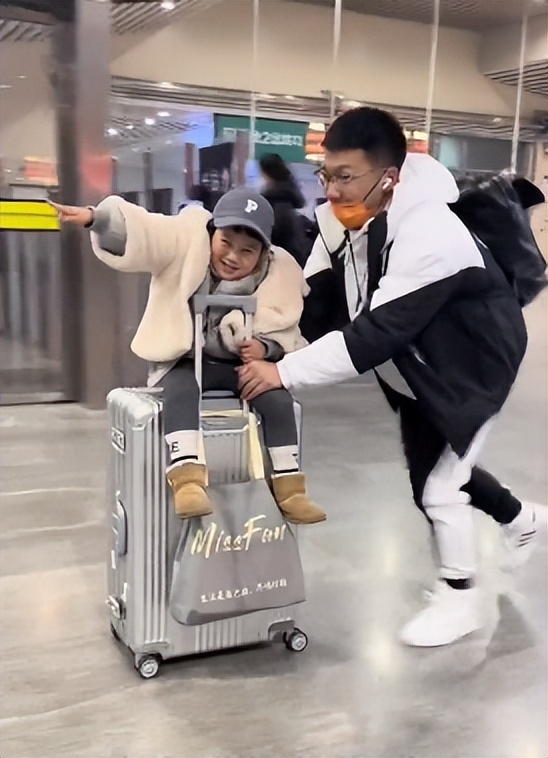 王小麦搞笑萌娃,萌娃王小麦到底有何与众不同