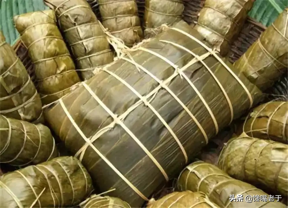 煮粽子时热水下锅还是冷水下锅,煮粽子冷水下锅还是热水下锅好