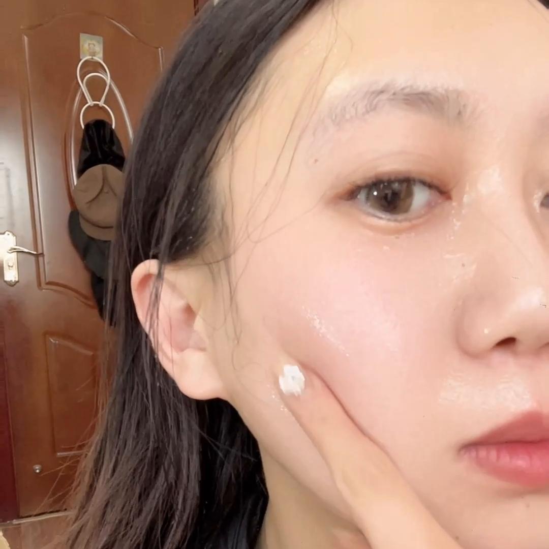 这才是真正有效的精简护肤,精简护肤适合自己的才是最好的