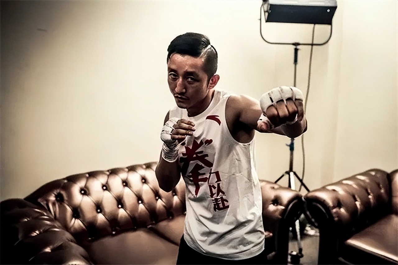 邹市明退役真正原因揭秘！“眼疾”只是借口，赔偿2600万才是痛点