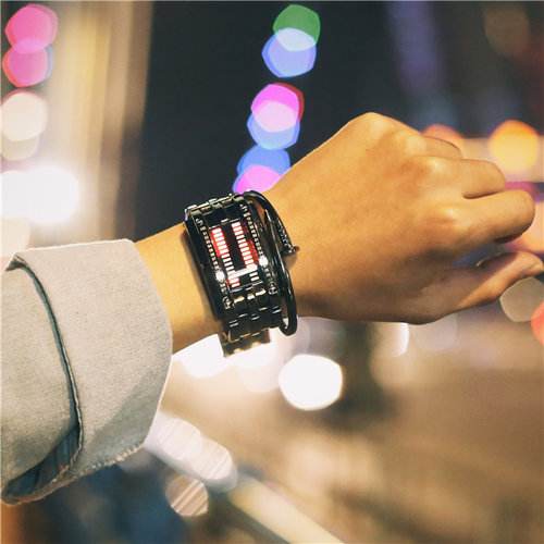 送男朋友礼物他喜欢什么就送什么,应该给男朋友送什么礼物他会喜欢