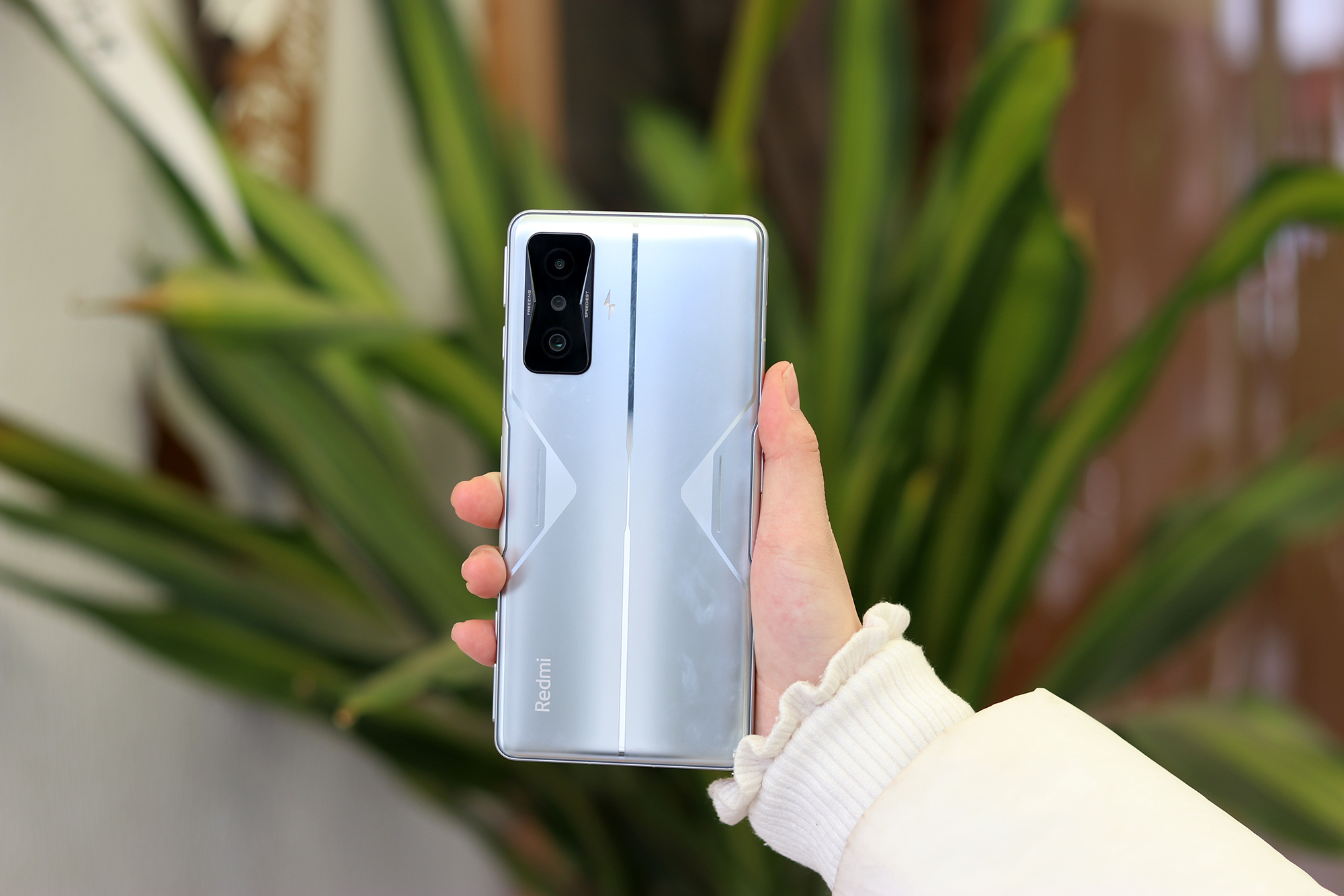 很惊喜也很遗憾,redmik50至尊版真实使用体验