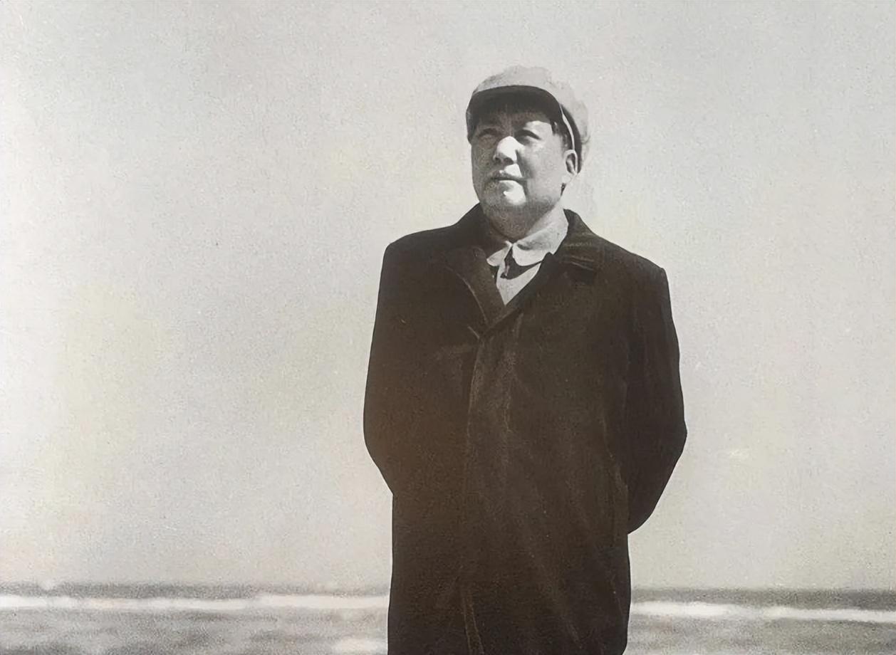 称霸世界80年，去美元潮为何偏发生在2023年?毛主席的话正在应验