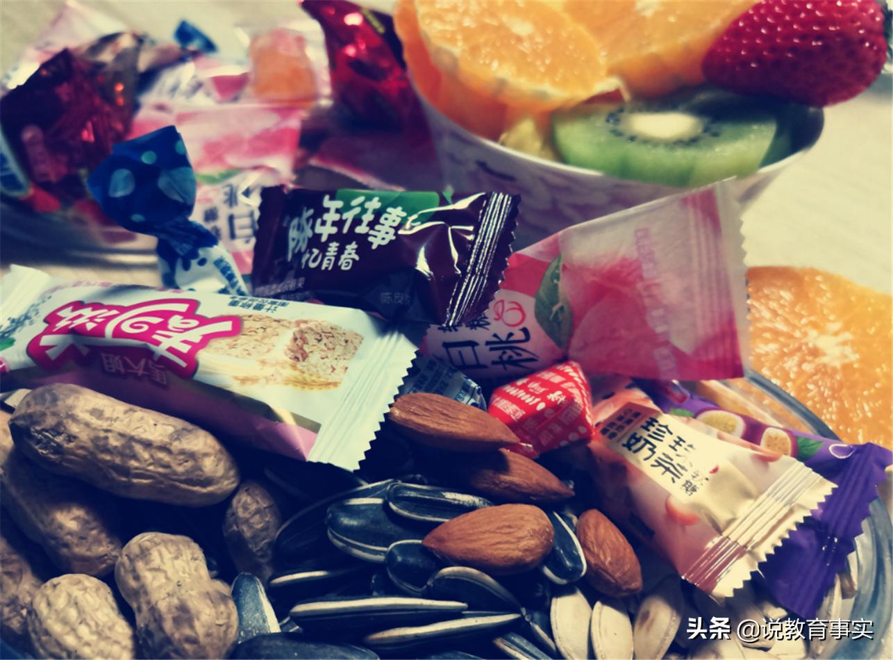 发现孩子有早恋现象怎么正确引导,家长发现孩子早恋的正确引导方法