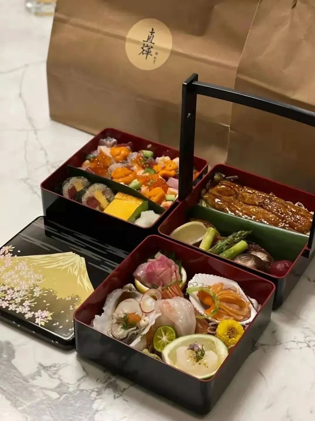 上海富人的奢侈隔离生活,上海富豪奢侈隔离生活曝光