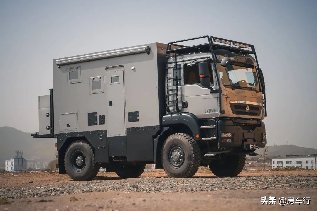 价格低的b级越野房车,顶级超重型越野房车蓝牌