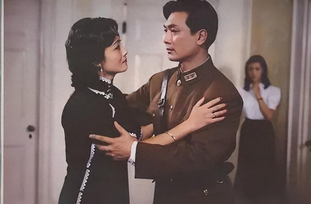 咏叹调《不幸的人生》曲式结构分析，怎样表达感情