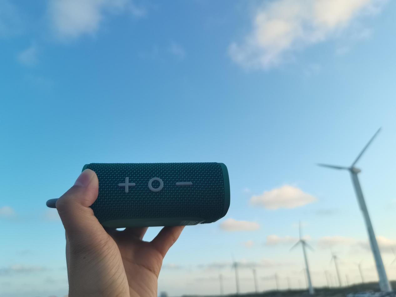 带上SanagM13SPro户外便携蓝牙音箱，和我一起去海边看日落吧