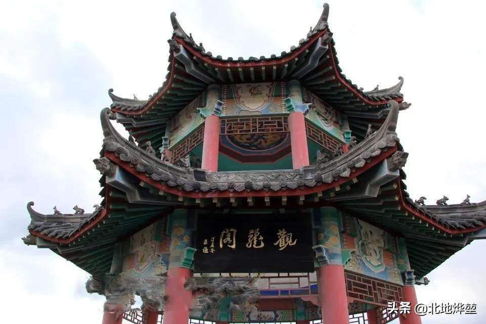 古建筑之美之徽派老砖雕,砖雕屋脊明清老式