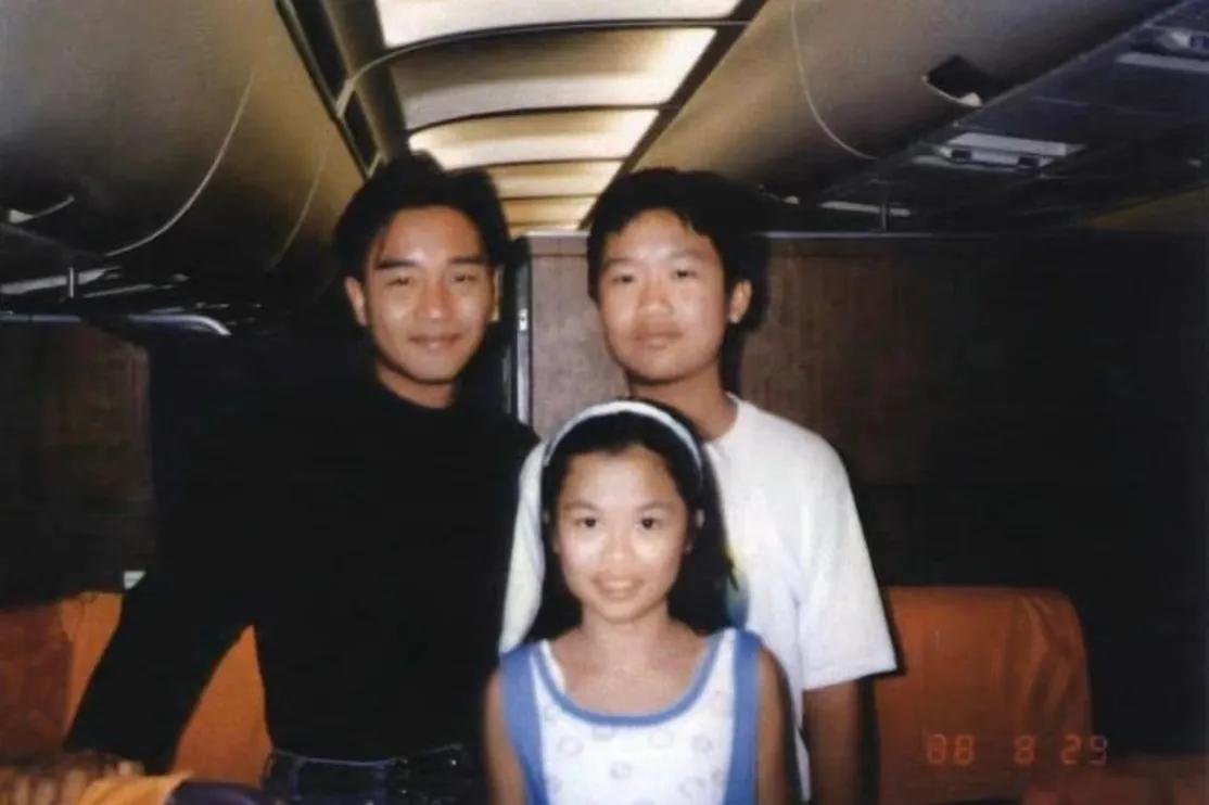 张国荣陈凯歌梅艳芳巩俐合照,张国荣梅艳芳巩俐首映礼