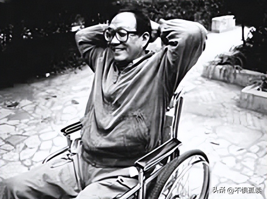 史铁生我与地坛轰动文坛,史铁生写了我与地坛震动文坛