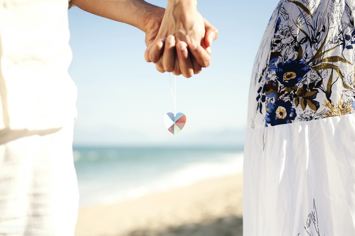 2004闰二月初二什么星座,闰二月生日什么星座