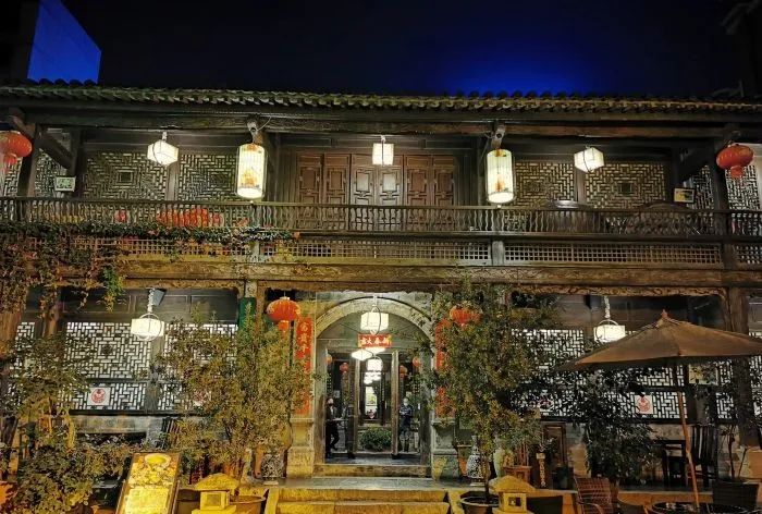 昆明市里哪些餐厅好吃又实惠,昆明100家餐厅名单