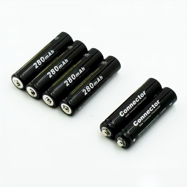 南孚是碱性电池吗,什么是碱性电池和碳性电池