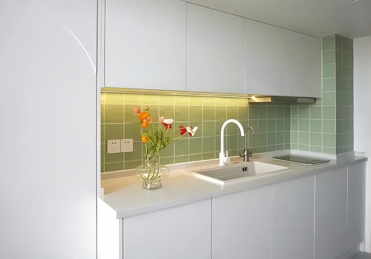 离婚女人买了个30平米房子,32岁靠自己买车买房