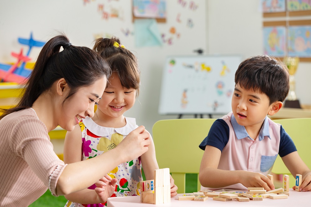 儿科抽动症诊疗指南,诊治孩子抽动症医院