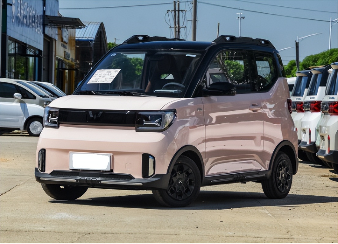 宏光mini奔奔e-star哪个好,年轻群体间的人气小车宏光miniev