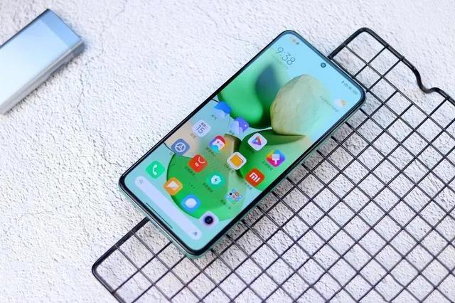 128g内存不够用置换什么手机合适,手机内存12gb变128gb