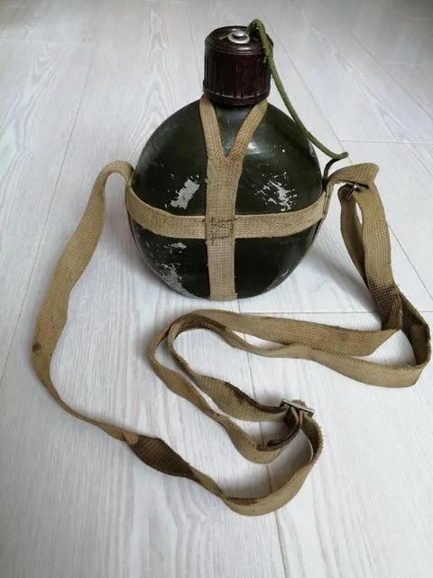 你可还记得黑白电视机上的彩色贴膜？回顾一些八九十年代生活用品