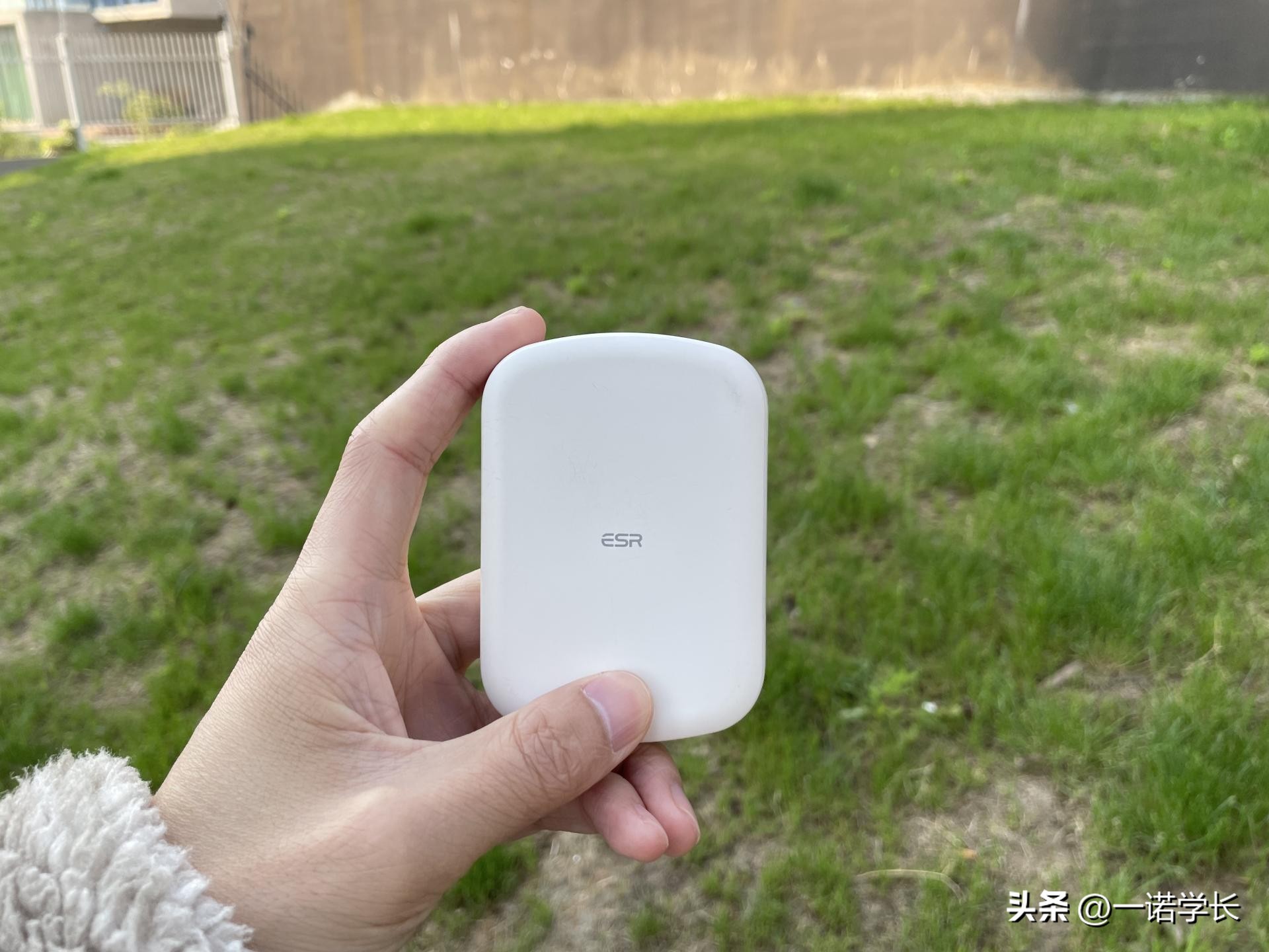 magsafe原装磁吸充电宝值得购买吗,第三方苹果magsafe磁吸充电宝推荐