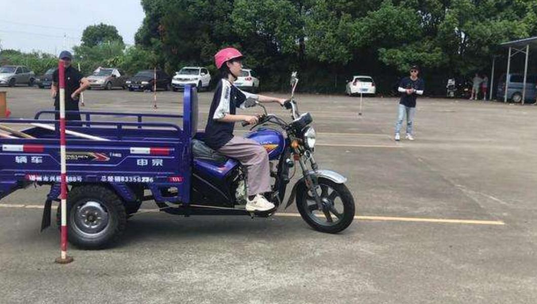 驾驶电动三轮车需要驾驶证吗,三轮四轮电动车需要什么驾驶证