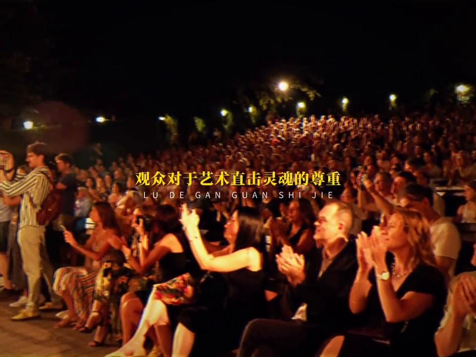 为什么外国人看起来这么自信从容,外国人为什么看上去都那么自信