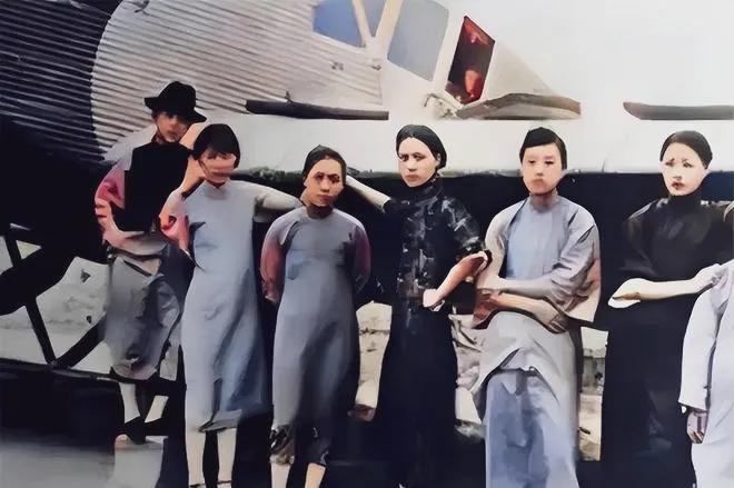 恶魔马步芳强占自己的亲侄女，*躏蹂**数千女性，他会有何下场？