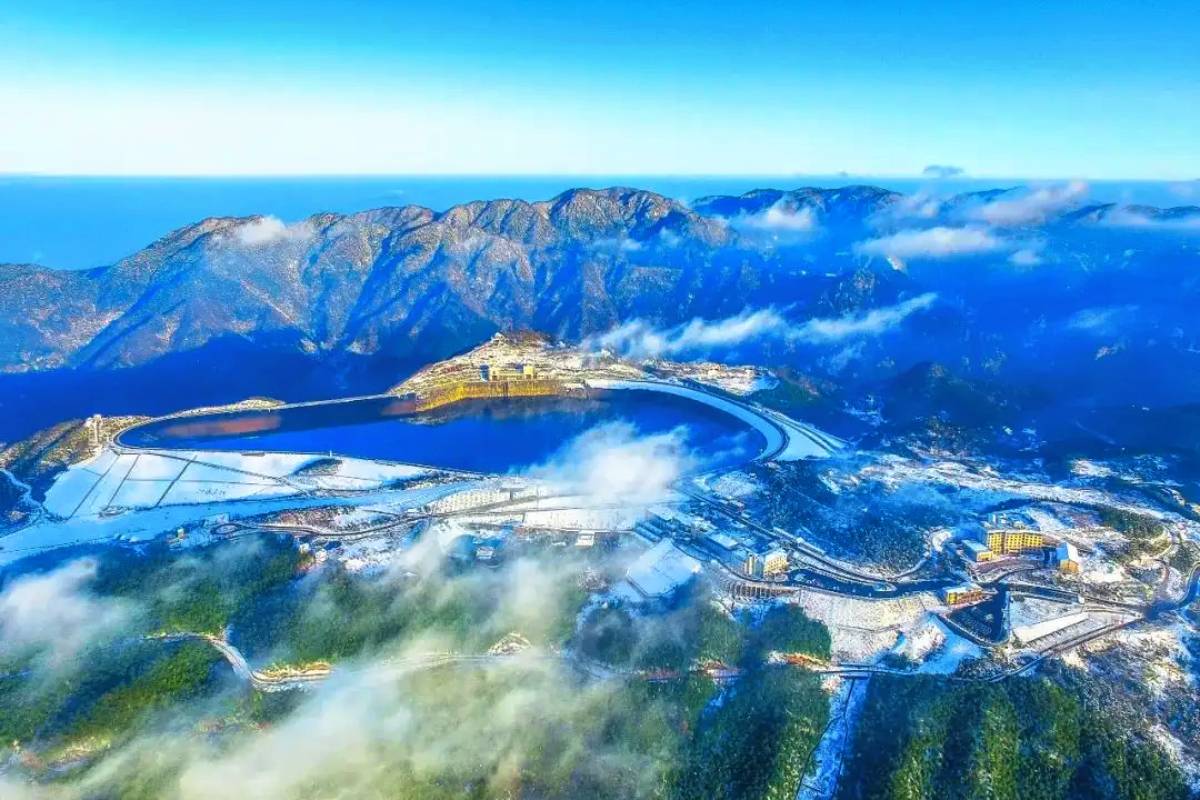 上海雪山自驾游,上海大学自驾游