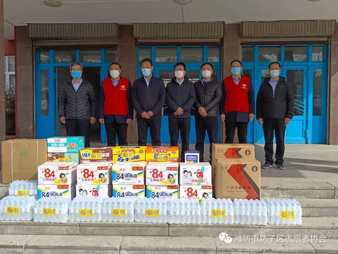 防控疫情他们在风雪中坚守,抗击疫情他们在行动