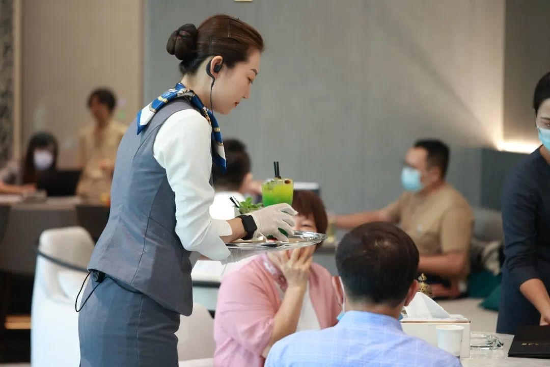 越秀服务,越秀服务创新