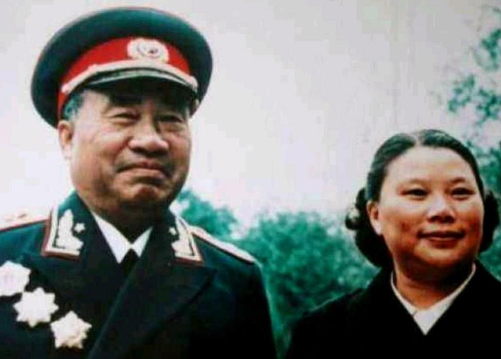 十大元帅夫人新中国成立后都担任什么工作，1955年有几人授衔