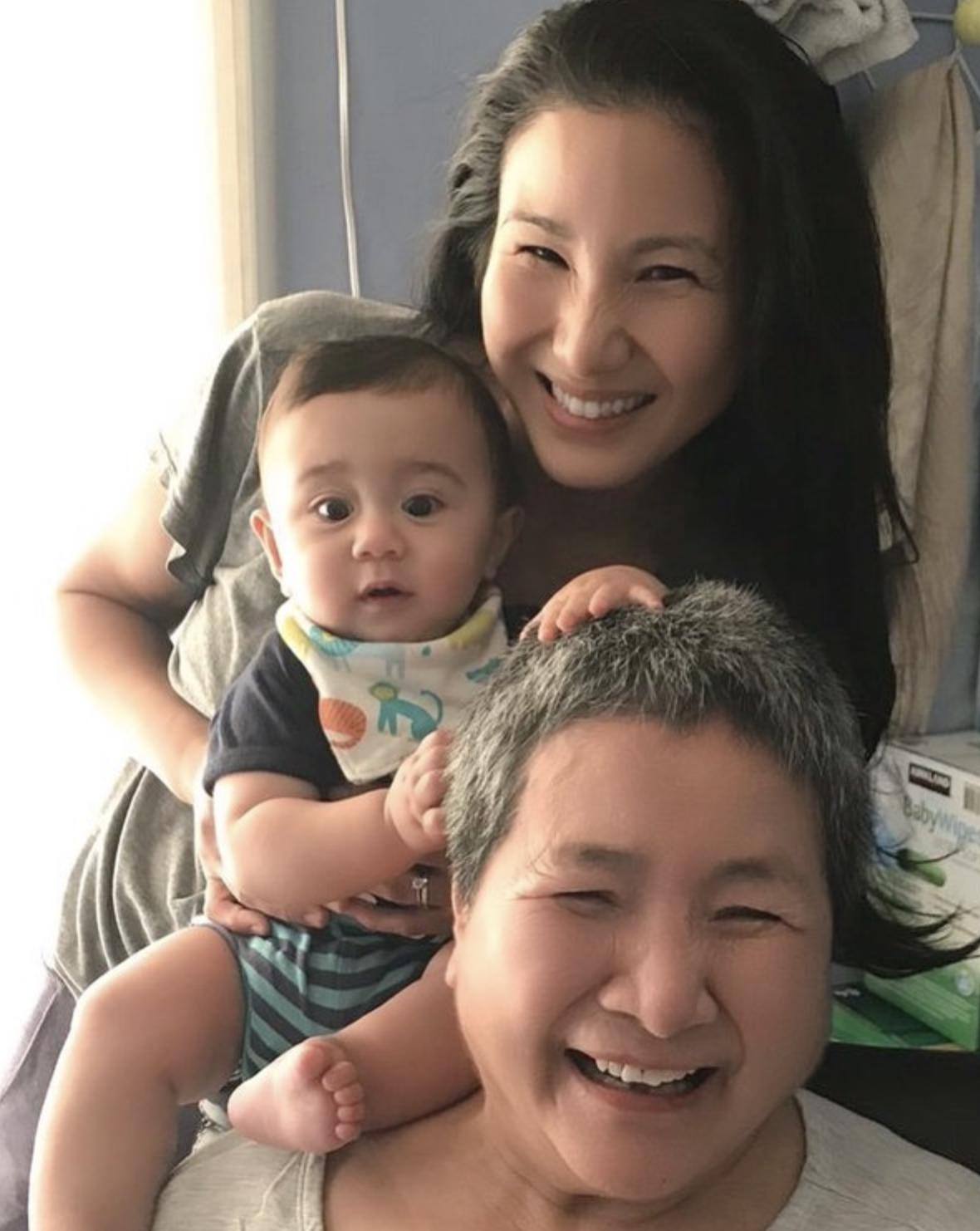 原子鏸公开76岁郑佩佩现状，身体变差行动迟缓，长居美国深居简出