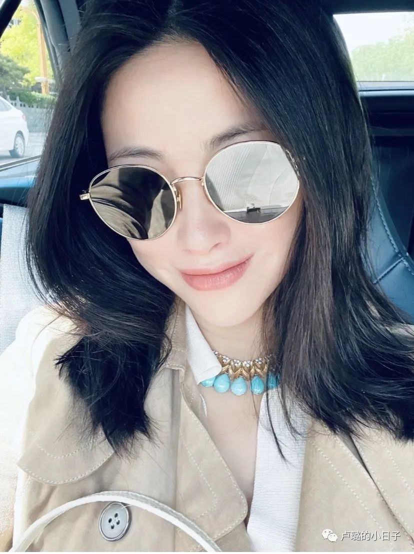 入选全球最美，被法拉利老板狂追，红二代的她私底下也超级会穿