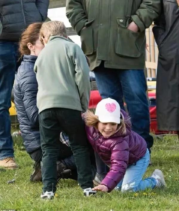 安妮的孙辈,安妮的孙女