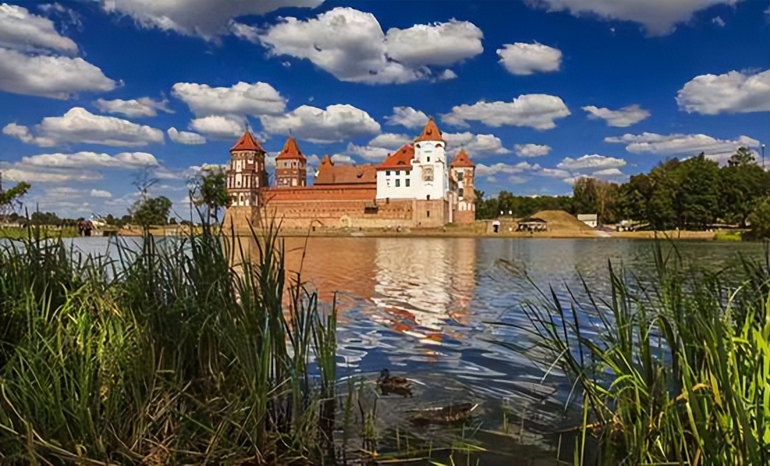 咱就说这个白俄罗斯，真就比俄罗斯白咋滴？