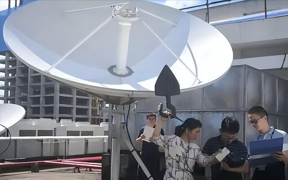 农村卫星信号锅,以前的卫星锅是什么信号