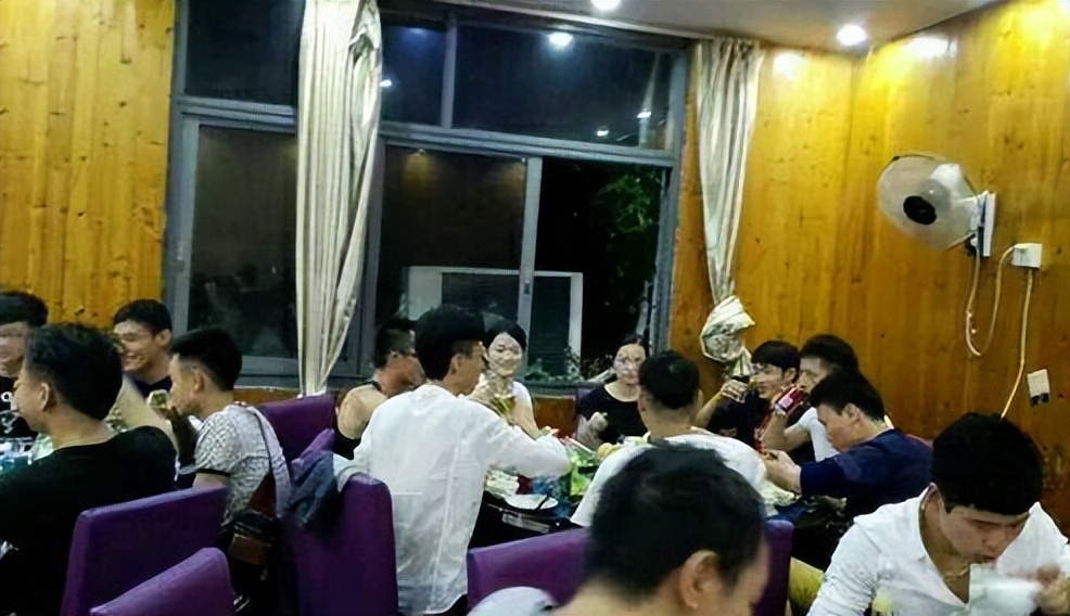 万名横店群演现状,横店20万群演现状