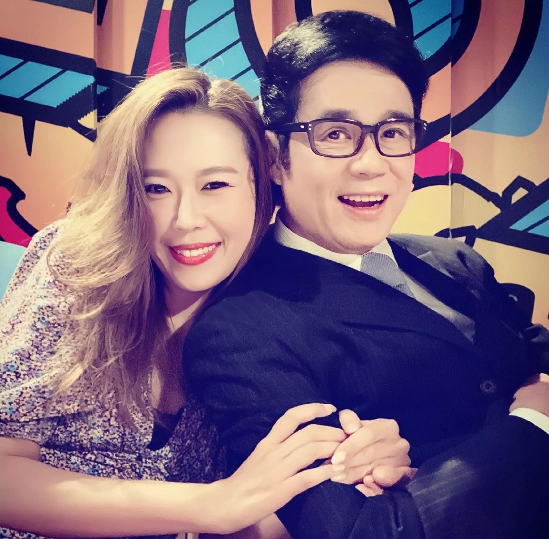 tvb演员打工买房收租身价几亿,买下一座山挖出金矿当上首富