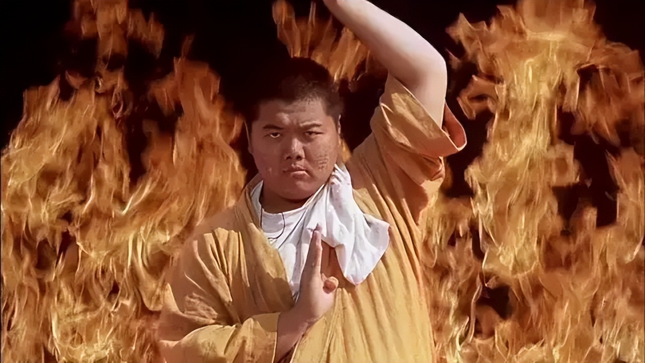 少林足球电影中的细节,少林足球这部电影获得怎样的评价