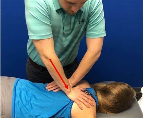 颈椎病引起胳膊痛怎么治,颈椎病引起手麻木胳膊胀怎样锻炼