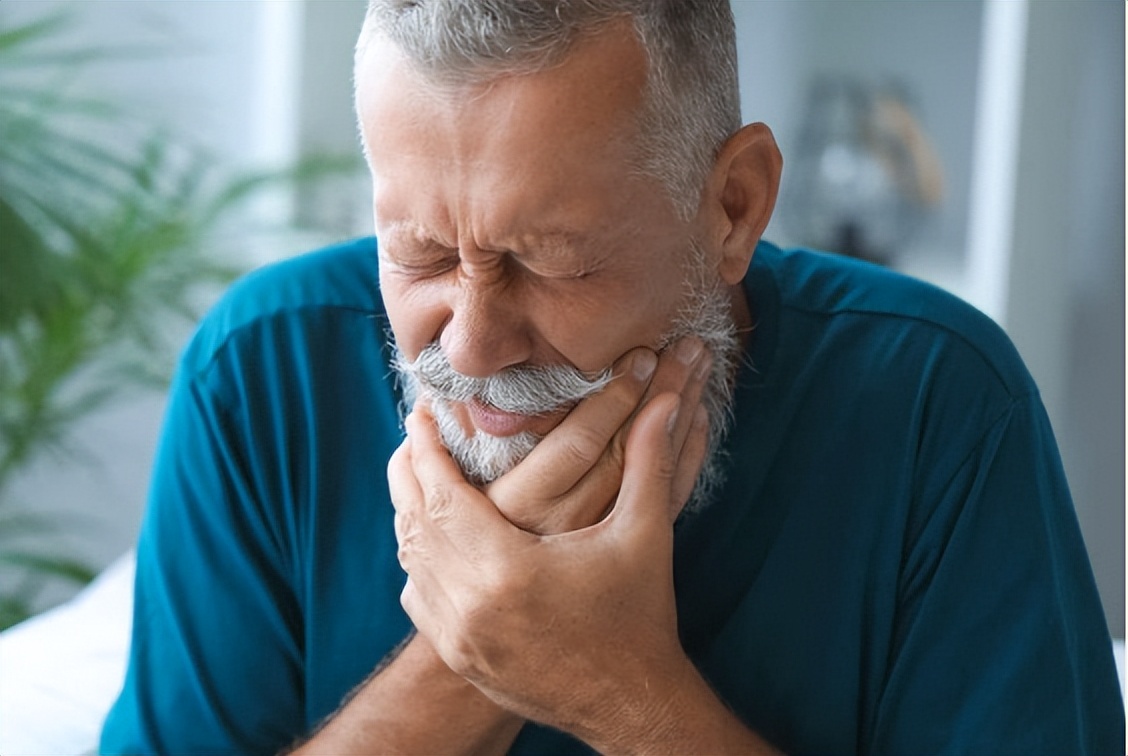 口干口苦有哪些疾病引起的,口干口苦要警惕四种疾病